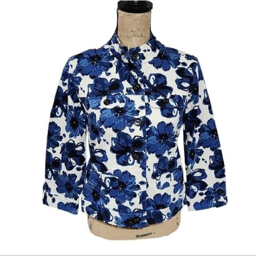 Charter Club Blue and White Floral Mandarin Collar Cropped Blazer Jacket Small